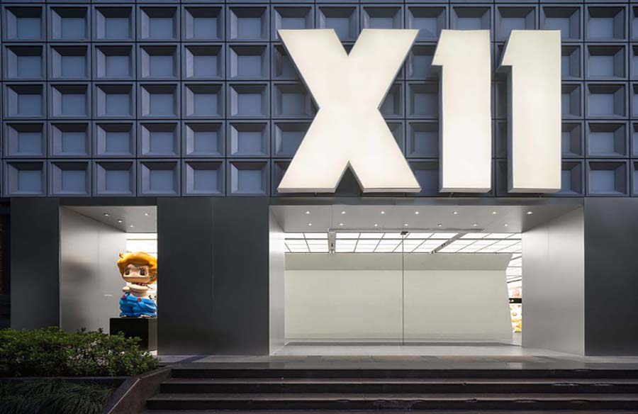 Reinventing Retail X11 Global Flagship Store by BloomDesign